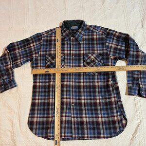 Men's Vintage Pendleton blue flannel button down - Size XLarge